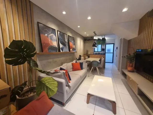 Imagem: Casa Duplex com 2/4 - Condomínio Flórida
