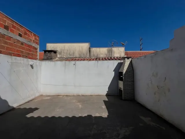 Imagem 8: Casa Macaiba. Churrasqueira, Varanda, 1 Banheiroe2 Dormitórios