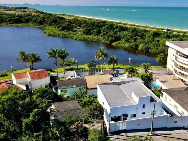 Imagem: Casa À Venda, 4 Quartos, 3 Suítes, 8 Vagas