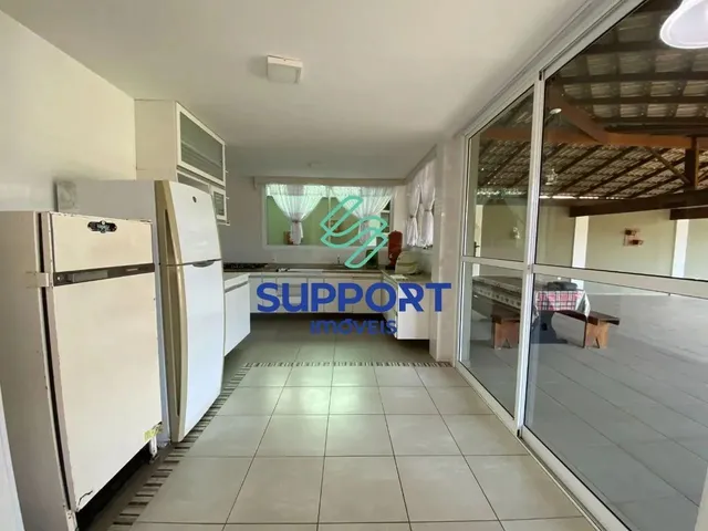 Imagem 13: Casa com 5 Quartos no Bairro Enseada Azul em Guarapari - Próximo Às Praias de Peracanga