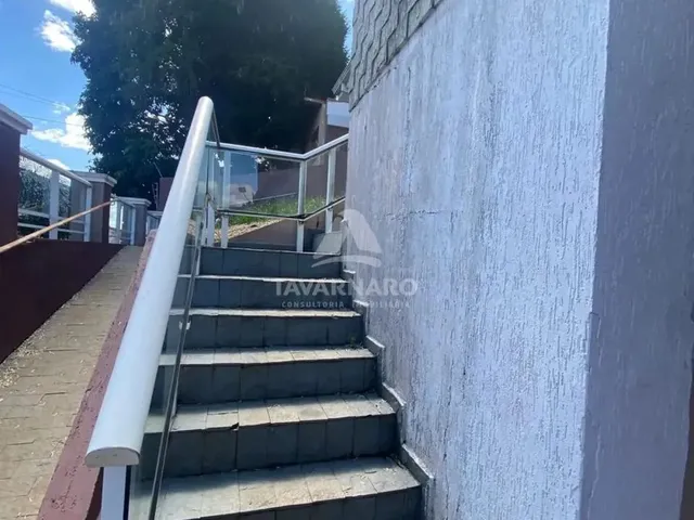 Imagem 11: Ampla Casa de 4 Dormitórios com Churrasqueira e Quintal!