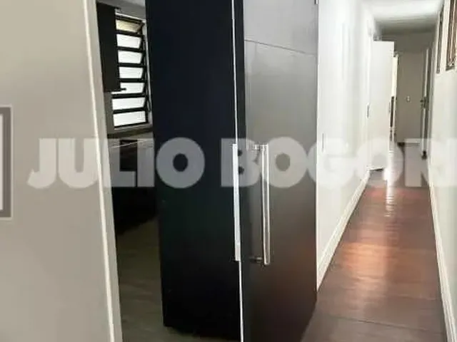 Imagem 14: Venda - Julio Bogoricin - Leblon - 230M² - Varandão - 4 Quartos(2Suites) - 3 Vagas