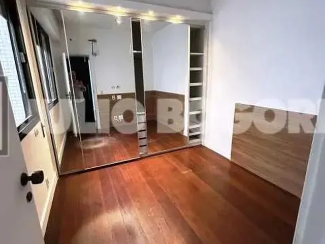 Imagem 16: Venda - Julio Bogoricin - Leblon - 230M² - Varandão - 4 Quartos(2Suites) - 3 Vagas