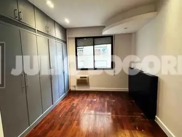 Imagem 10: Venda - Julio Bogoricin - Leblon - 230M² - Varandão - 4 Quartos(2Suites) - 3 Vagas
