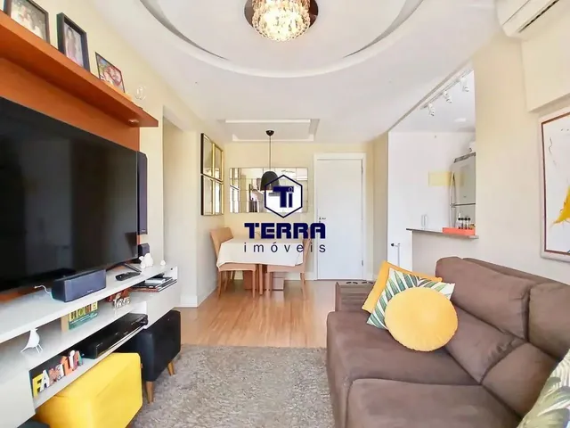 Imagem: O apartamento possui 2 Dormitórios, 1 Banheiro, 1 Vaga na
