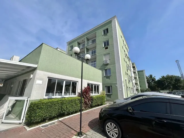Imagem: O apartamento possui 2 Dormitórios, 1 Suíte, 2 Banheiros,