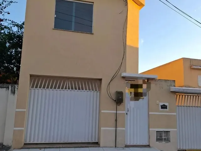 Imagem: Casa À Venda na Travessa Quatro de Outubro