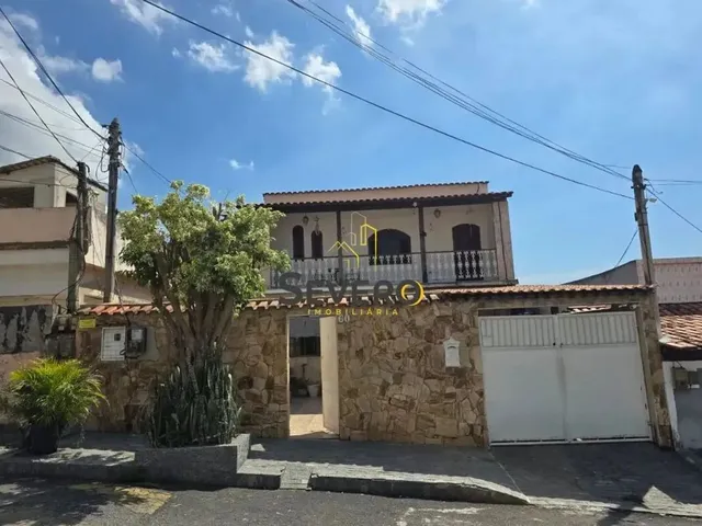 Imagem: Casa Duplex, com Varanda, Suíte e Energia
