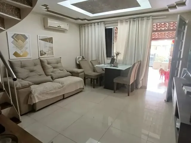 Imagem: Casa de Condomínio À Venda na Estrada