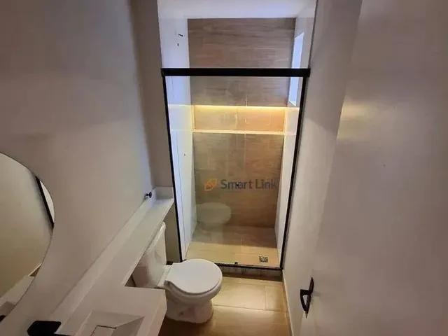Imagem: O apartamento possui 2 Dormitórios, 1 Banheiro, 1 Vaga na