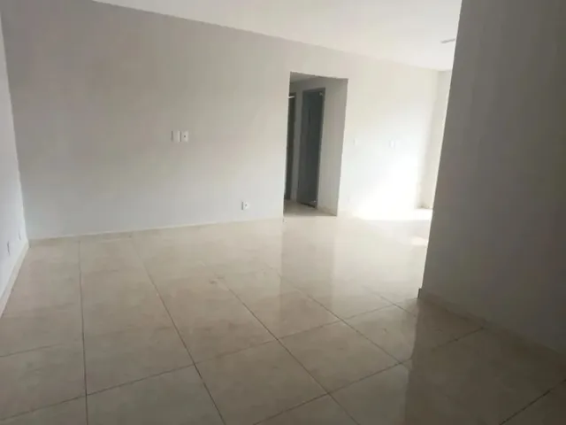 Imagem: Apartamento À Venda na Rua Samuel Cardoso
