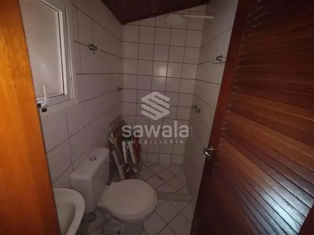 Imagem: Helena Varella I - Casa 5 Quartos, Sendo