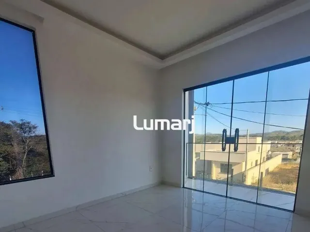 Imagem 13: Casa Sofisticada em Condomínio com Incrível Área Verde em Itaboraí