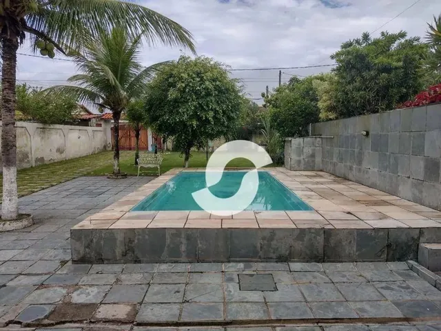 Imagem: Casa com 4 Dormitórios À Venda, 230 M²