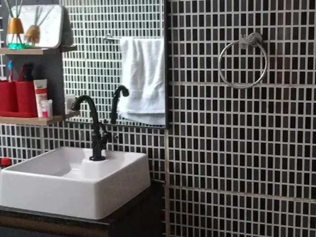 Imagem 9: 2 Casas em Itaboraí, Cada Uma com Sala, 2 Quartos, Cozinha, Banheiro e Varanda