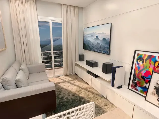 Imagem 1: Apartamento com Dois Quartos e Varanda