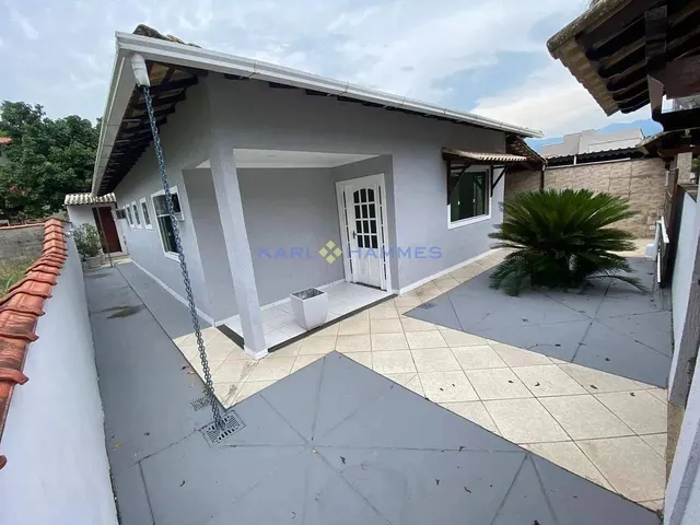 Imagem: Casa Nova em Condomínio Fechado À Venda