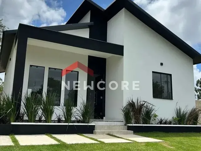 Imagem 12: Casa em Rua Oitenta e Cinco - Jacaroá - Maricá/Rj