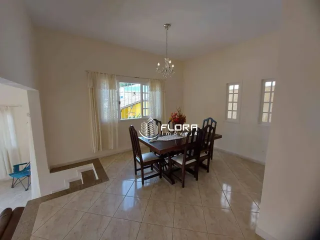 Imagem 6: Casa com 4 Quartos, Sendo 4 Suites, Área Gourmet, Piscina, com 239...