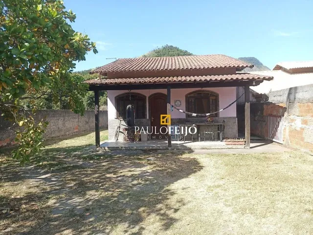 Imagem: Casa com 6 Dormitórios À Venda, 195 M²
