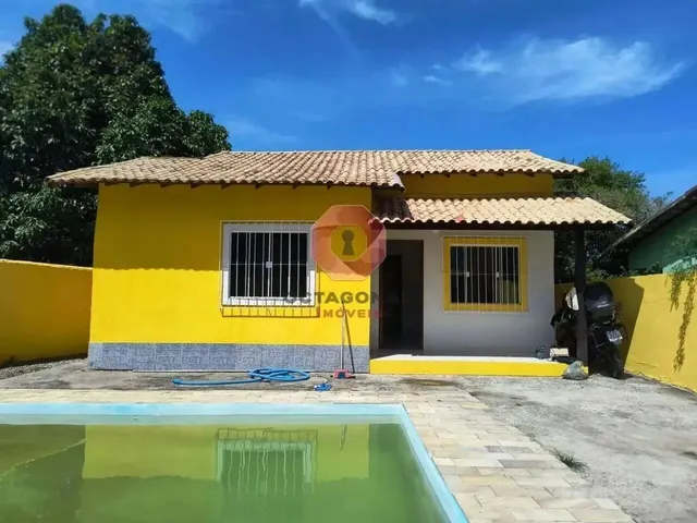 Imagem: Belíssima Casa com 2 Quartos À Venda