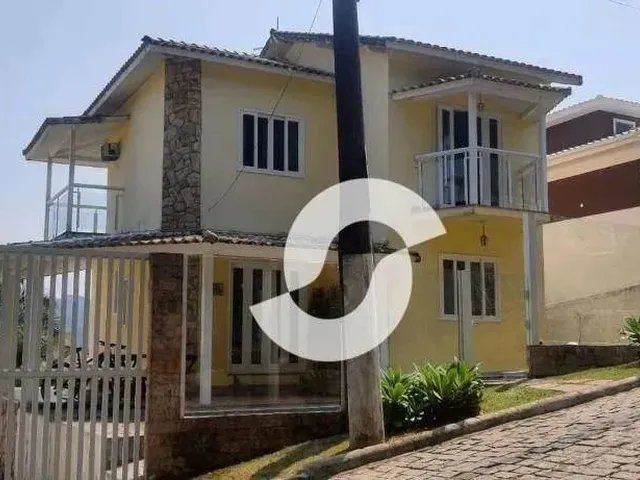 Imagem: A casa em condomínio possui 2 Dormitórios, 2 Banheiros, 2