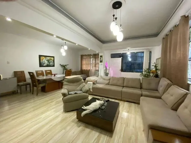 Imagem: Casa 6 Quartos 269 M² a Venda em Vila Isabel