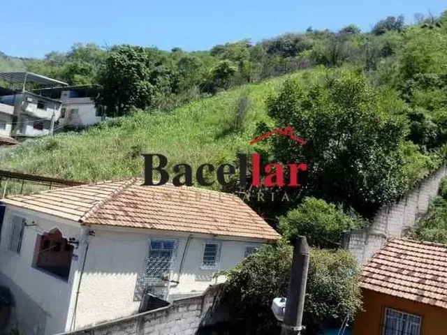 Imagem: Casa de Rua - Linear / Residencial / Cascadura