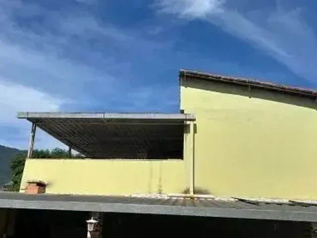 Imagem 2: Imóvel para Venda com 400 Metros Quadrados com 3 Quartos em Palhada - Nova Iguaçu - Rj