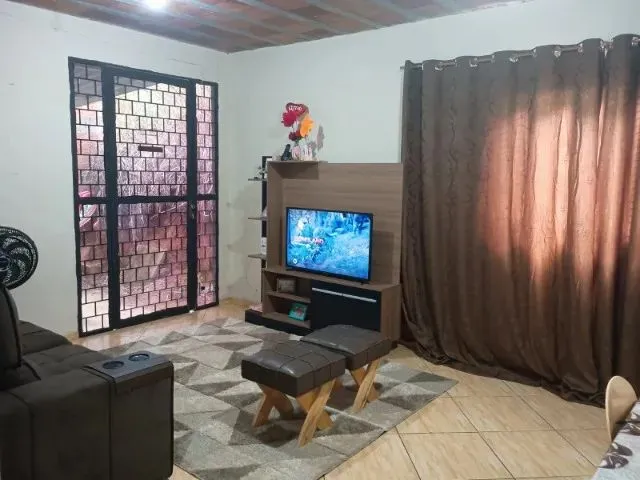 Imagem: Casa Ampla À Venda em Nova Iguaçu - Terreno