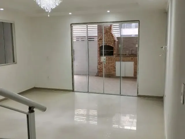 Imagem: Linda Casa no Condomínio Beija-Flor III