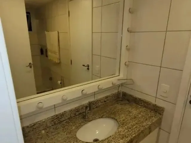 Imagem 3: Apartamento para Venda em Nova Iguaçu, Centro, 4 Dormitórios, 4 Suítes, 4 Banheiros, 2