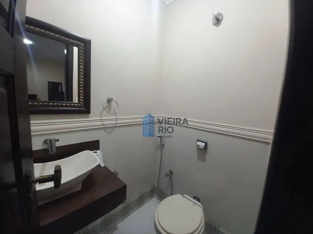 Imagem 6: Casa com 4 Quartos e Piscina