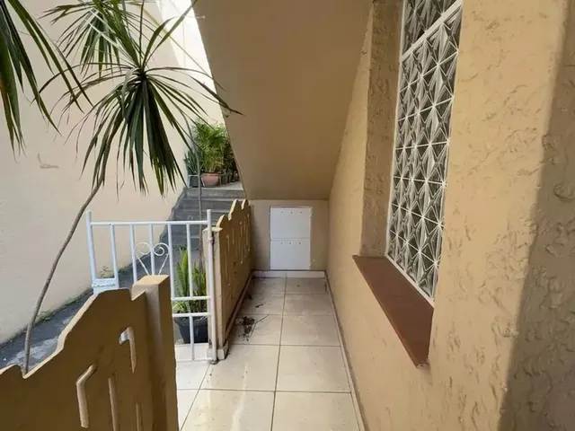 Imagem 8: Imóvel para Venda com 60 Metros Quadrados com 2 Quartos em Centro - Nova Iguaçu - Rj