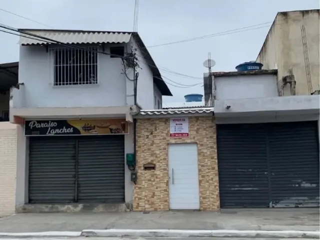 Imagem 1: Imovél com 3 Casas 2 Kitnets e 2 Lojas