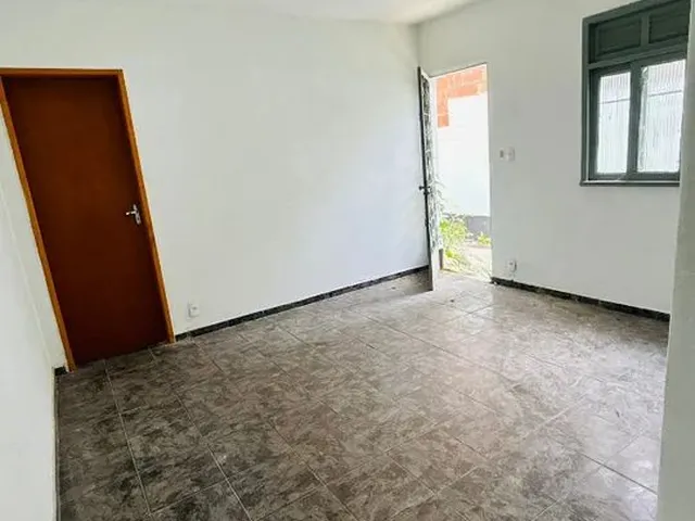 Imagem 3: Casa de Fundos com Quintal em Nova Cidade