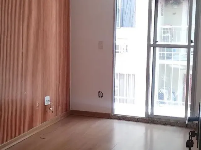 Imagem 1: Apartamento 2 Quartos com Varanda
