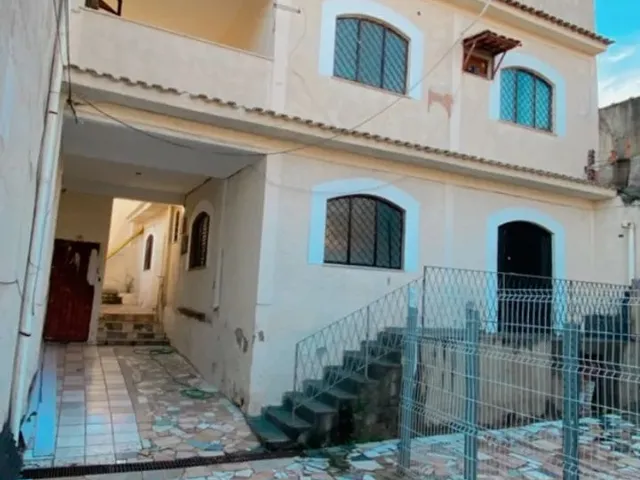 Imagem: Vendo Estrutura 450M2 com 04 Casas - Nova