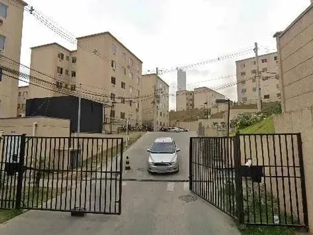 Imagem: Apartamento À Venda com 2 Quartos em Comendador