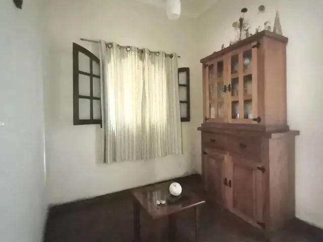 Imagem 5: Casa para Venda em Nova Iguaçu, Centro, 4 Dormitórios, 1 Suíte, 4 Banheiros, 2 Vagas