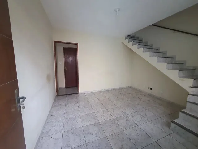 Imagem 9: Imóvel para Venda Possui 75 Metros Quadrados com 2 Quartos em Centro - Nilópolis - Rj