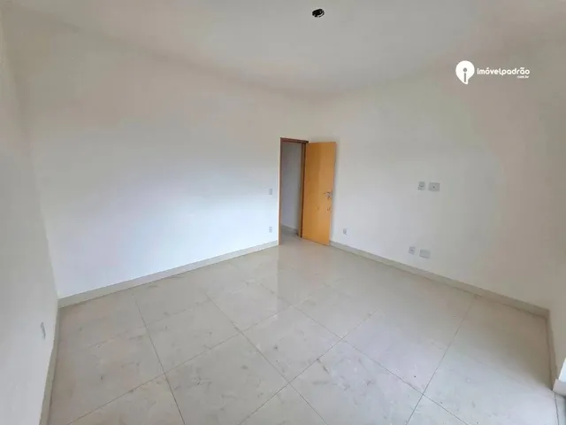 Imagem 3: Casa com 2 Dormitórios À Venda, 90 M² por R$ 340.000,00 - Alvarez - Nova Iguaçu/Rj