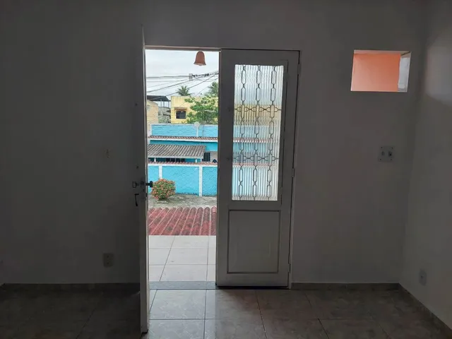 Imagem 5: Casa para Aluguel Possui 30 Metros Quadrados com 2 Quartos em Valverde - Nova Iguaçu - Rj