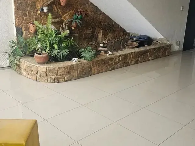 Imagem 5: Excelente Casa Triplex com 719M2 de Área Construída e 300M2 de...