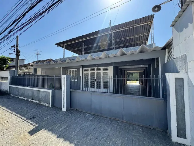 Imagem: Casa para Venda - Moquetá - Nova Iguaçu