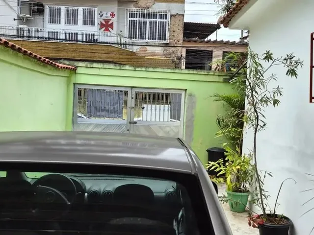 Imagem 15: Casa Linear Frente de Rua e Totalmente Independente 4 Quartos e Garagem Próx. Prefeitura