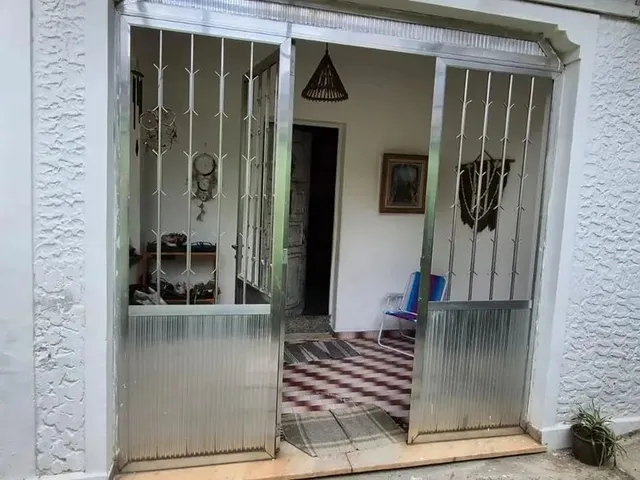 Imagem 9: Casa Linear Frente de Rua e Totalmente Independente 4 Quartos e Garagem Próx. Prefeitura