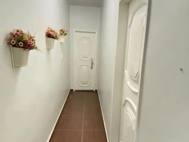Imagem 3: Apartamento para Venda em Nova Iguaçu, Vila Nova, 2 Dormitórios, 1 Banheiro, 1 Vaga