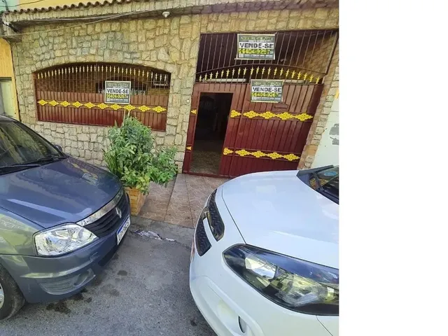 Imagem: Casa Frente de Rua 3 Quartos e 2 Vaga Rua