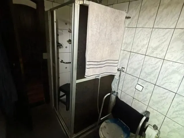 Imagem 7: Imóvel para Venda com 480 Metros Quadrados com 5 Quartos em Olinda - Nilópolis - Rj